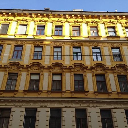 Debo Apartments Vienna Exterior photo